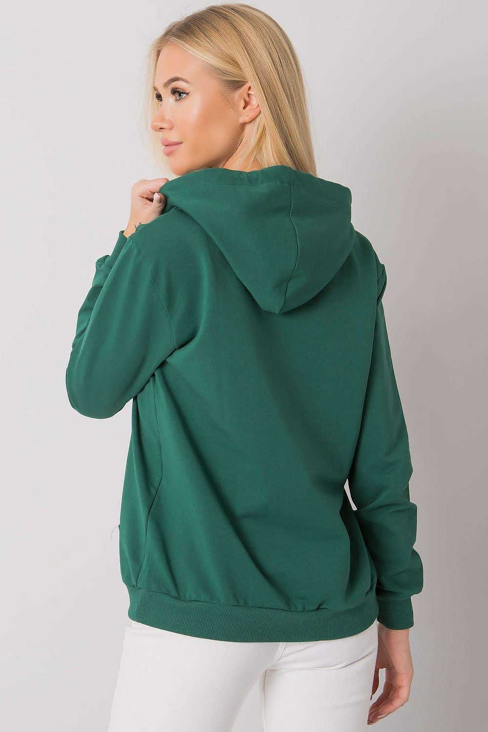 Sweatshirt Model 159839 Relevance