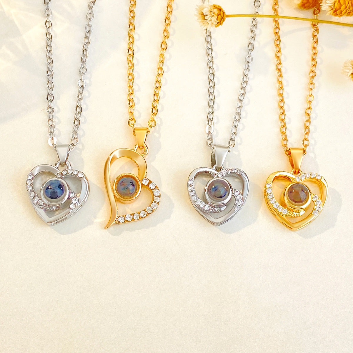 Diamond studded heart-shaped projection necklace