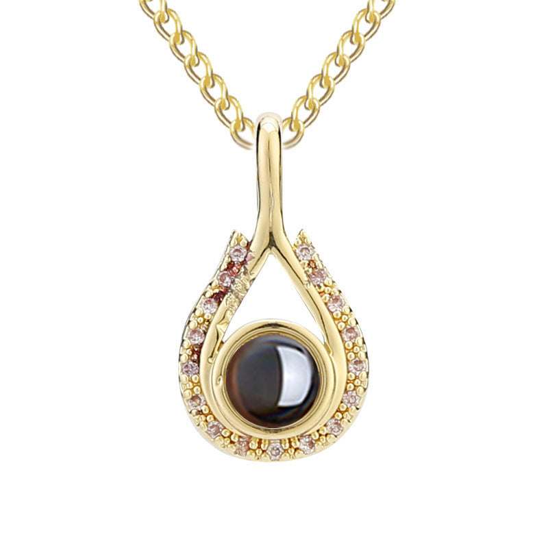 Waterdrop shaped fashion projection necklace