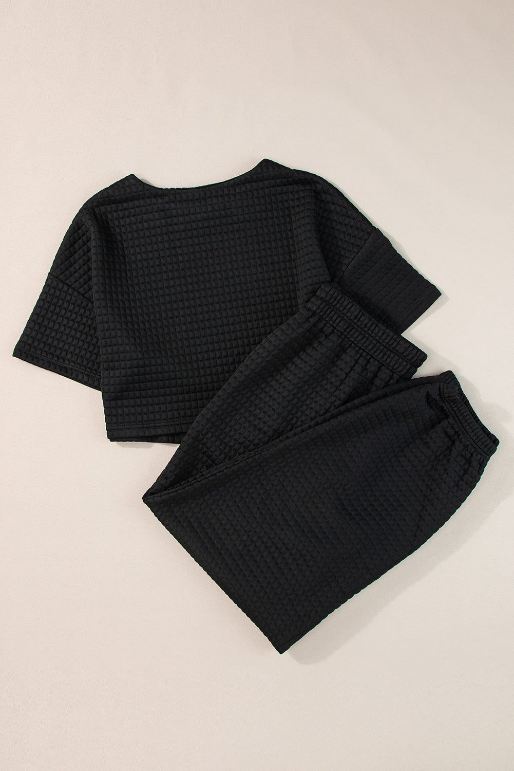 Black Lattice Textured Cropped Tee and Jogger Pants Set