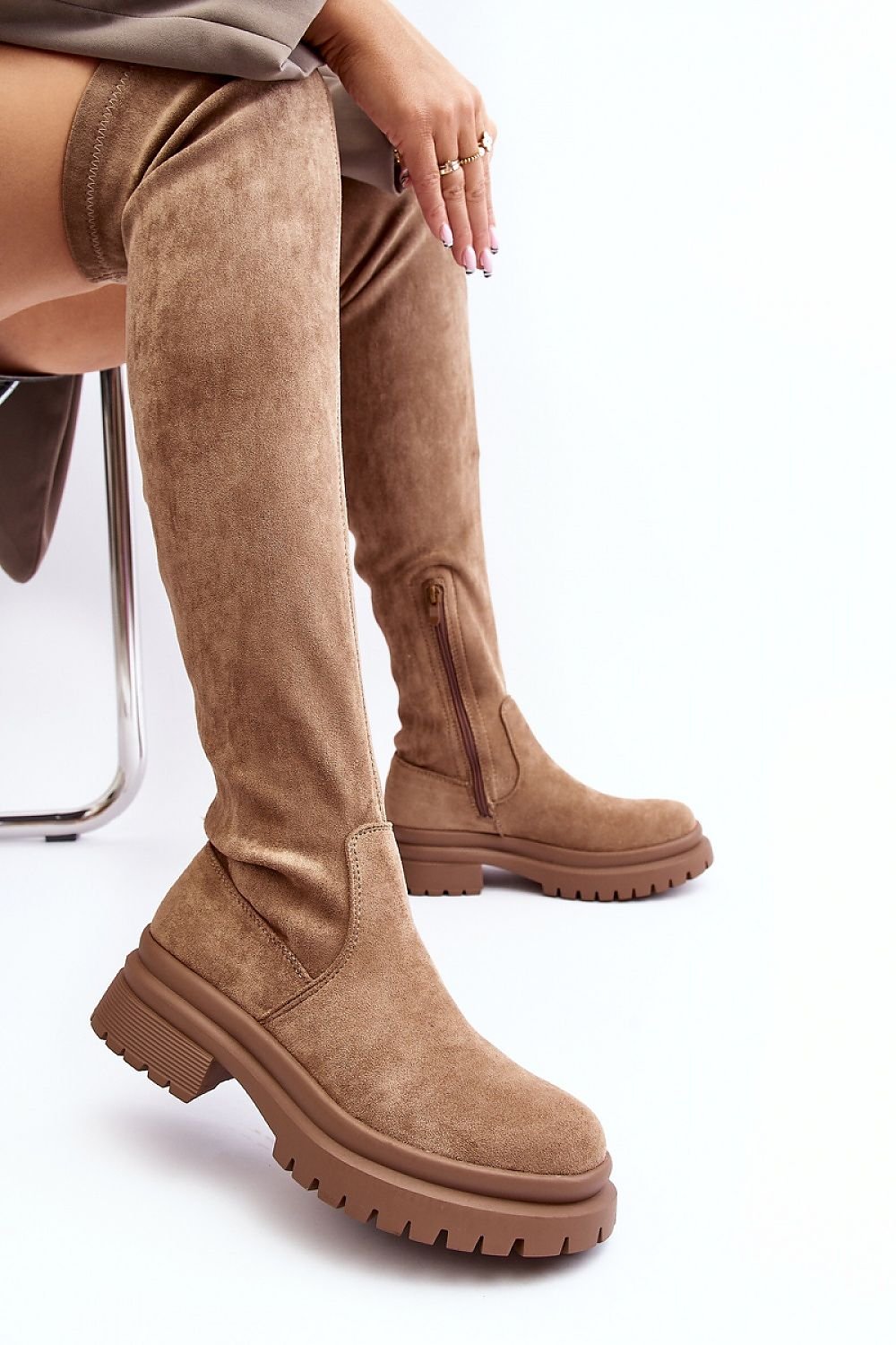 Thigh-Hight Boots Model 189048 Step in Style