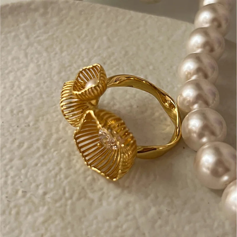 Ring, Golden Pearl, Retro Couple, Creative Wings Design