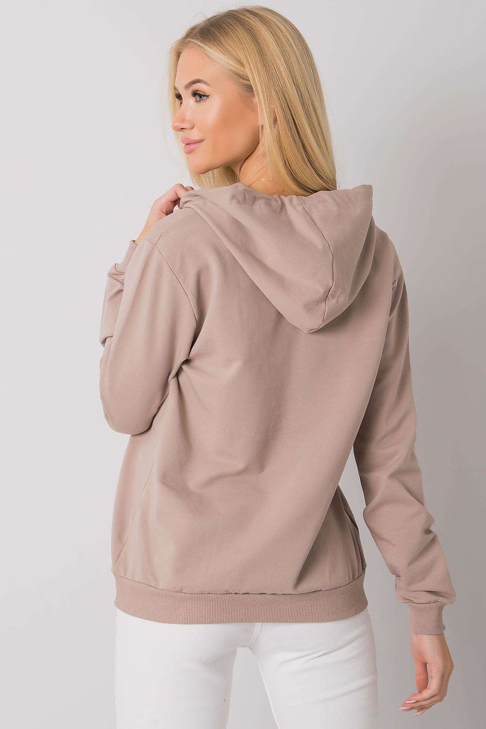 Sweatshirt Model 159840 Relevance