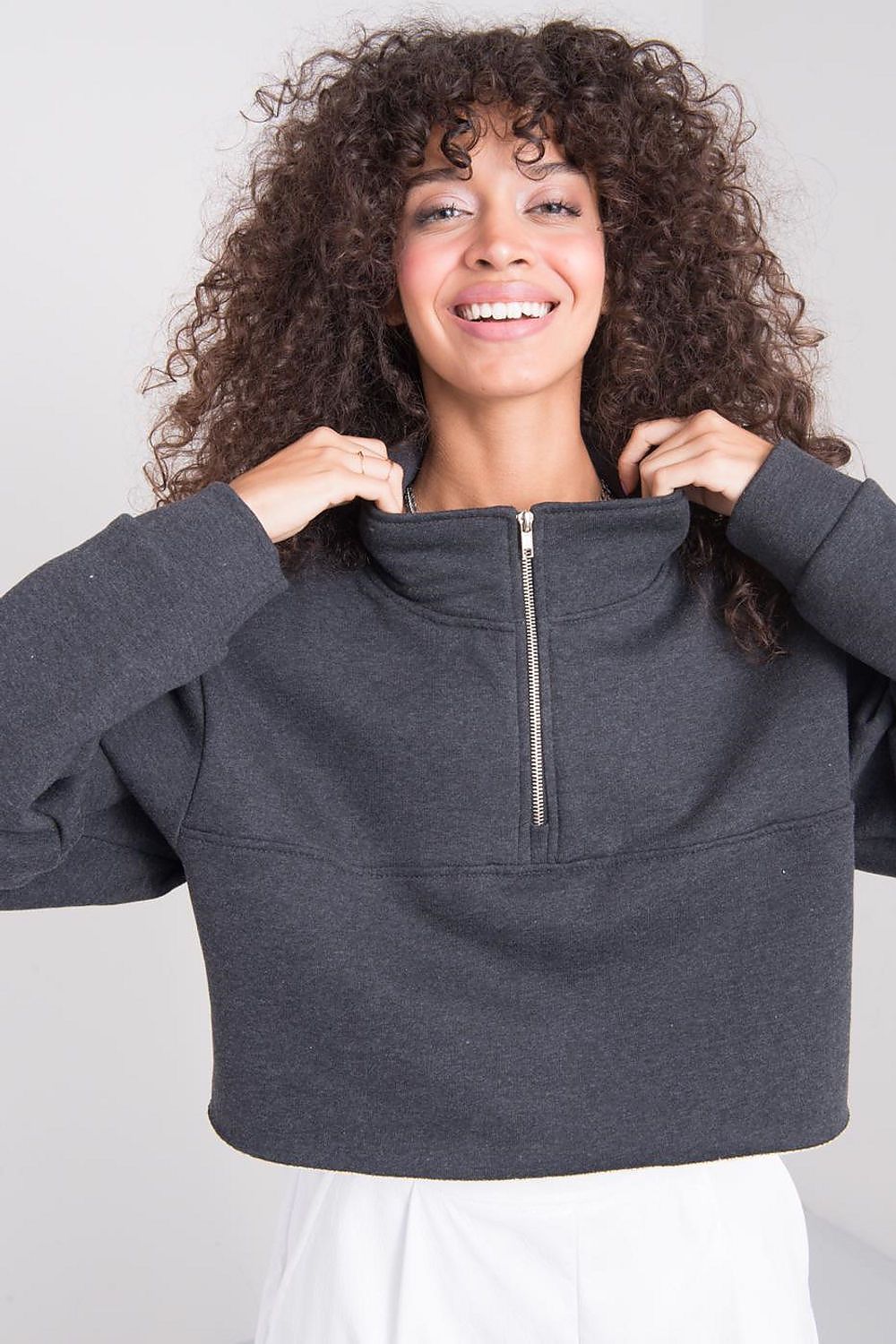 Sweatshirt Model 160355 by Sally Fashion