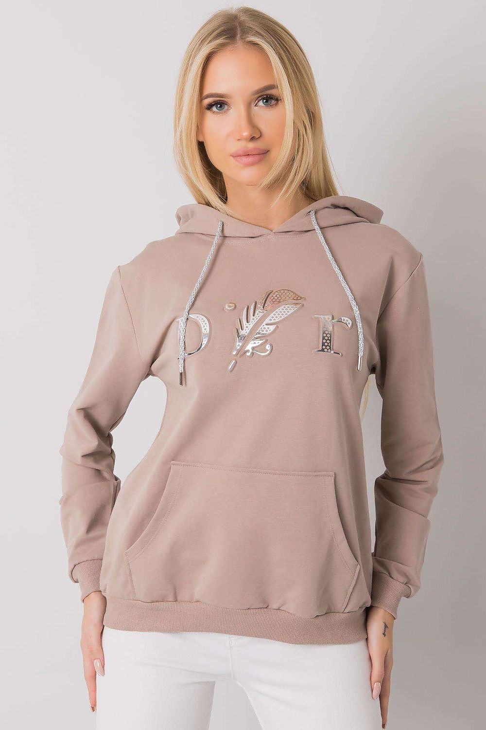 Sweatshirt Model 159840 Relevance