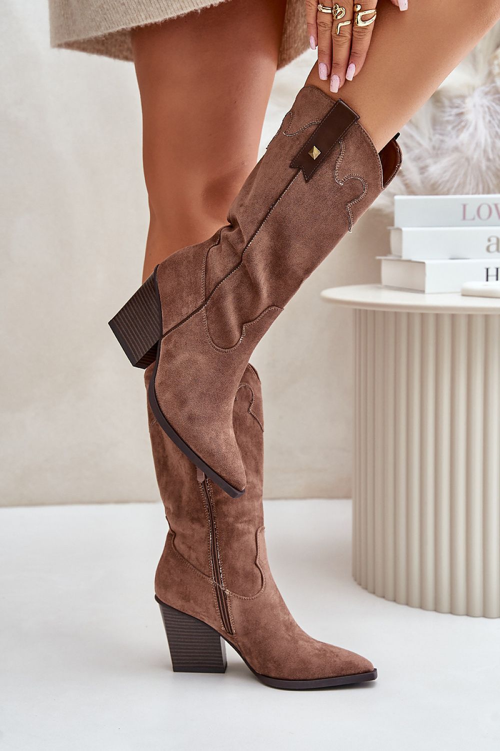 Heel boots Step in style