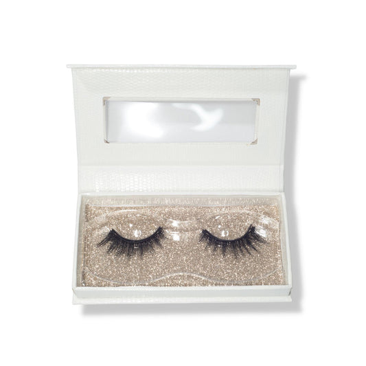 Magnetic Strip Vegan False Lashes - Selfie